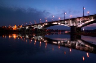 warsaw-bridge-by-night